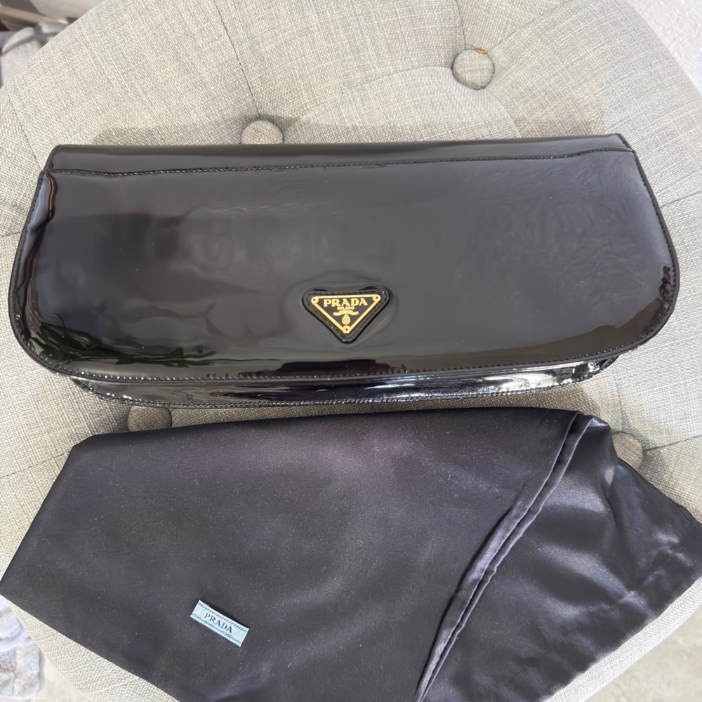 Prada pouch clutch patent leather Turlock bag - Picture 12 of 17
